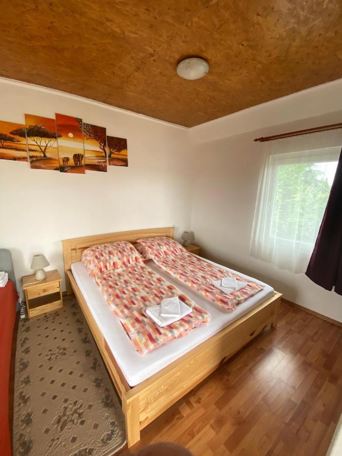 Apartment Feher Szolo Vendeghaz *
